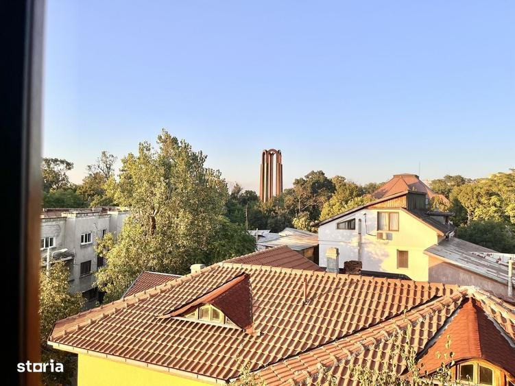 Apartament cu 3 camere în Parcul Carol