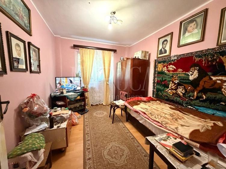 Apartament cu 3 camere decomandat în Între Lacuri