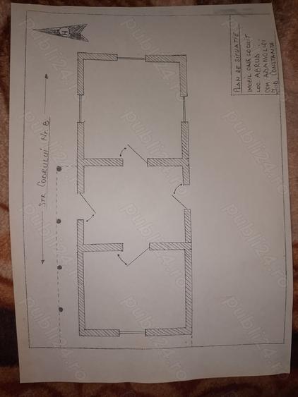Casă cu 4 camere în Central