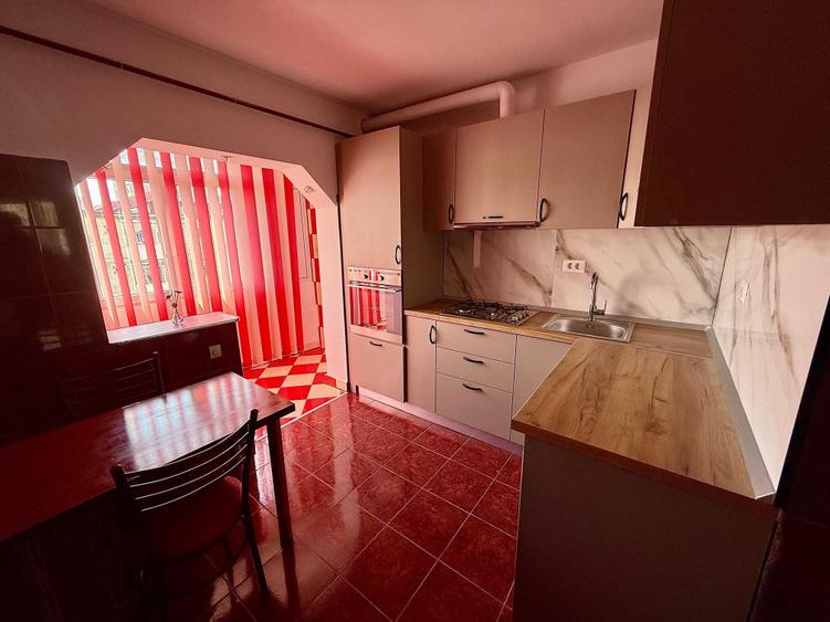 Apartament cu 2 camere decomandat în Ostroveni