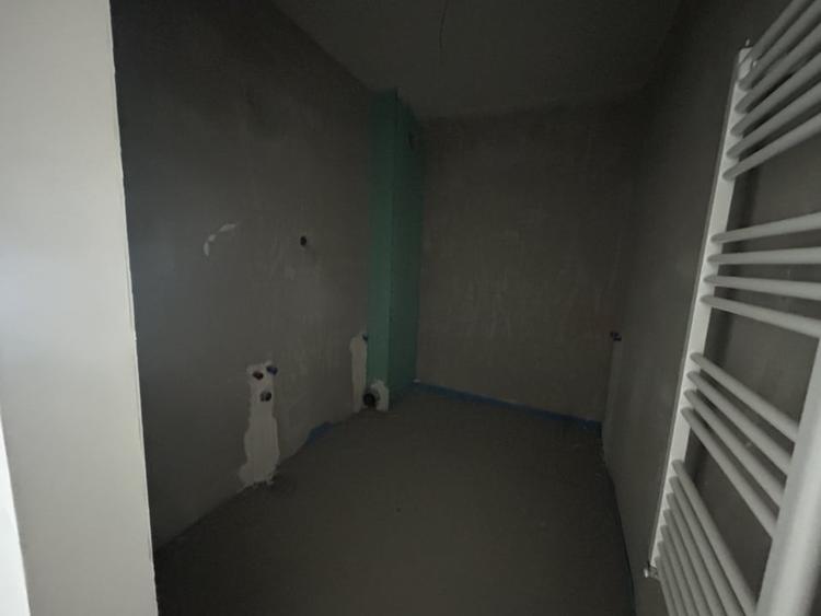 Apartament 3 camere , semidecomandat, semifinisat,  80 mp, zona Avram Iancu - 8