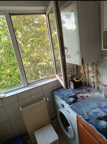 Garsonieră decomandată în Rahova