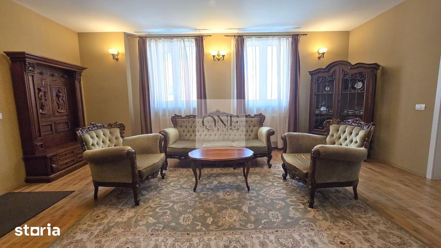 Apartament cu 3 camere în Schei