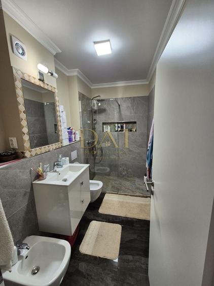 Apartament cu 3 camere în Chinteni