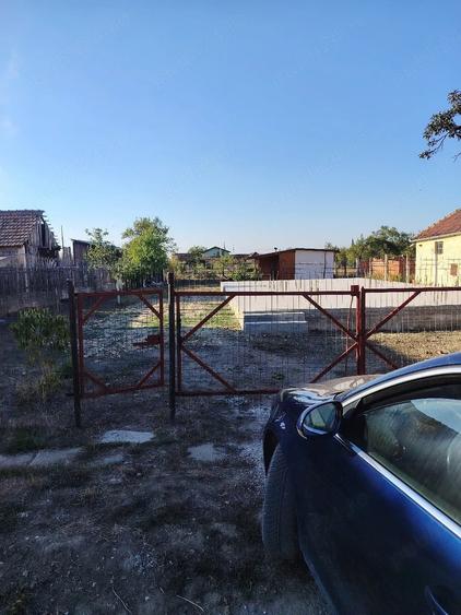 Teren de 1450 mp, în Giarmata