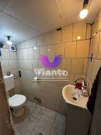 Casă individuală cu 3 camere cu Canalizare în Ruși