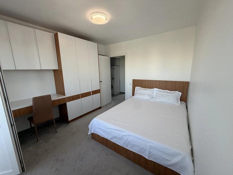 Apartament cu 4 camere decomandat în Centru Civic
