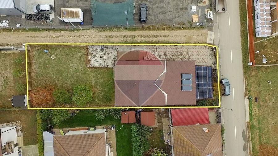 Casă individuală cu 5 camere cu Teren 600 Mp în Gilău