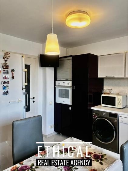 Apartament cu 4 camere decomandat, mobilat în 13 Septembrie