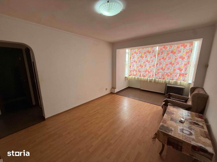 Apartament cu 2 camere în Independenței