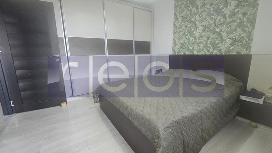 Apartament cu 3 camere decomandat, mobilat în Drumul Taberei