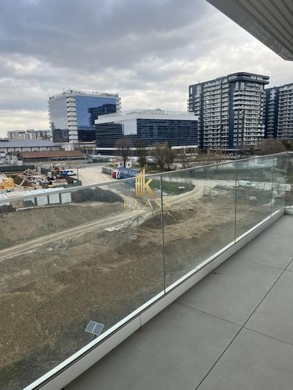 Apartament cu 2 camere semidecomandat în Floreasca