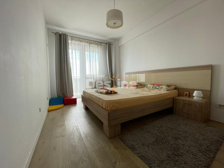 Apartament cu 2 camere semidecomandat, mobilat în Eroii Revoluției