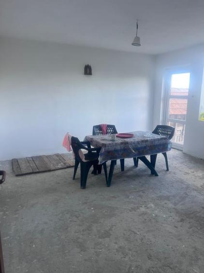 Casa 300 mp,afacere (cămin bătrâni, pensiune), zona Breasta - 18