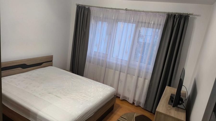 Apartament cu 3 camere decomandat, mobilat în Mărăști