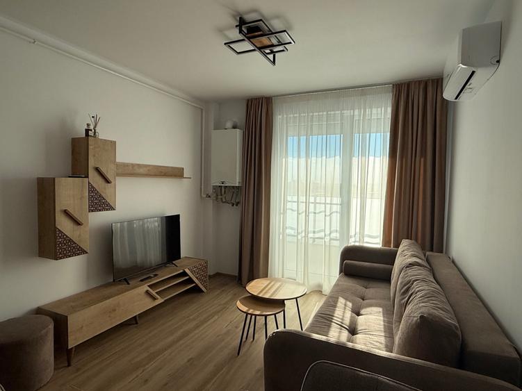 Apartament cu 2 camere semidecomandat în Central