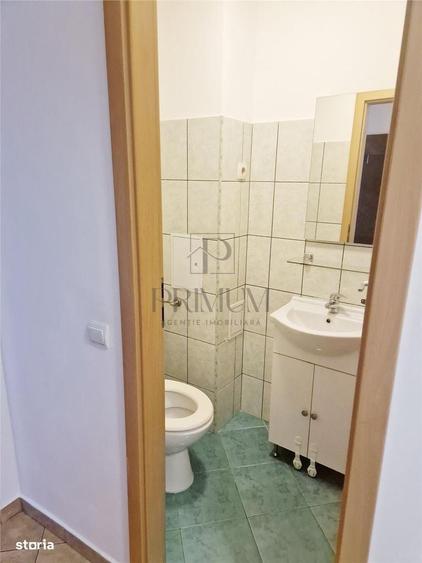 Apartament cu 3 camere decomandat în Lunei