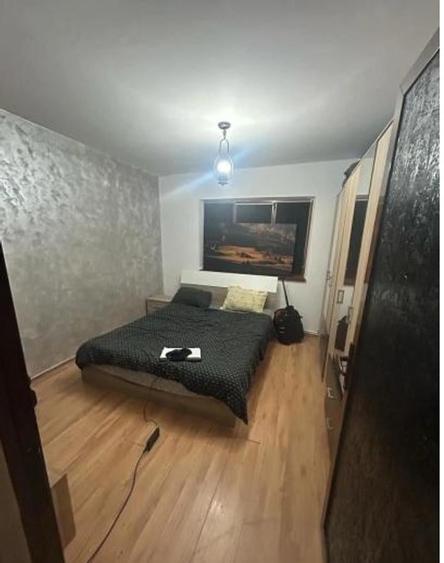 Apartament cu 2 camere decomandat în CET