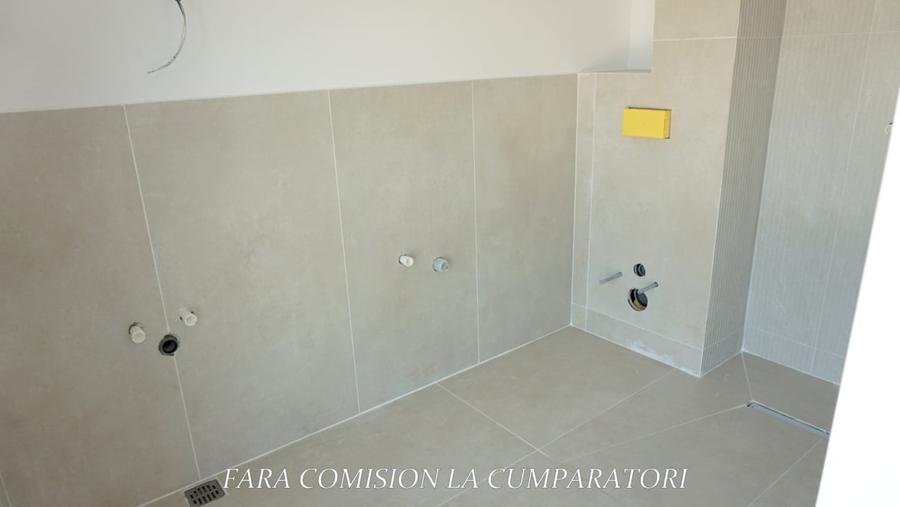 Duplex cu 4 camere cu Canalizare în Bujoreni