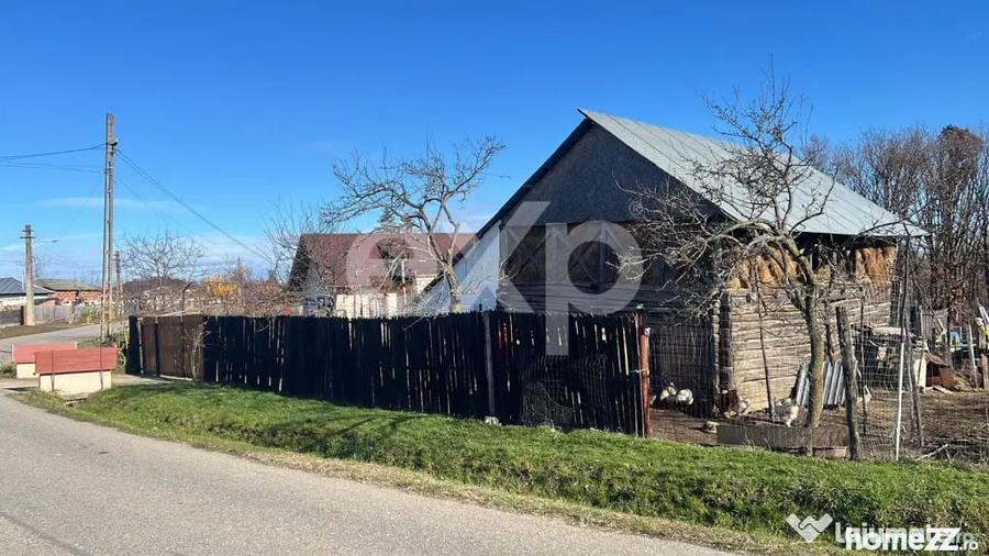 Casă cu 2 camere cu Teren 3772 Mp în Cocu