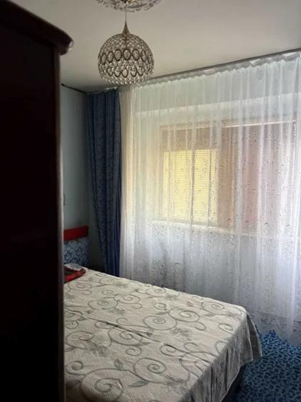 Apartament cu 2 camere decomandat în Micro 18