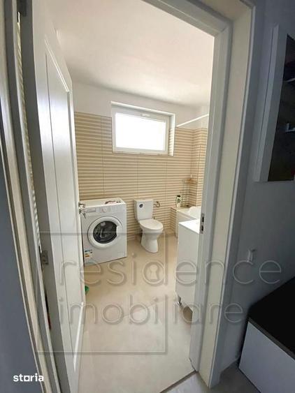 Apartament cu 3 camere semidecomandat în Dâmbul Rotund