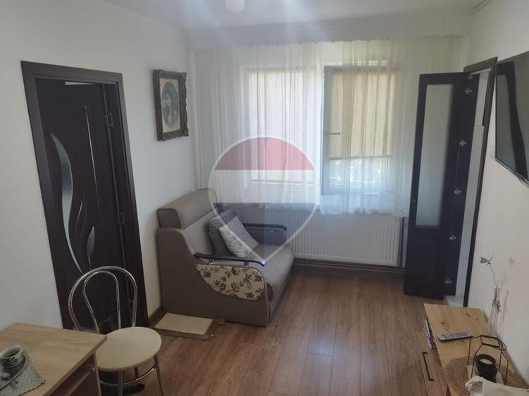 Apartament cu 2 camere semidecomandat, mobilat în Gării