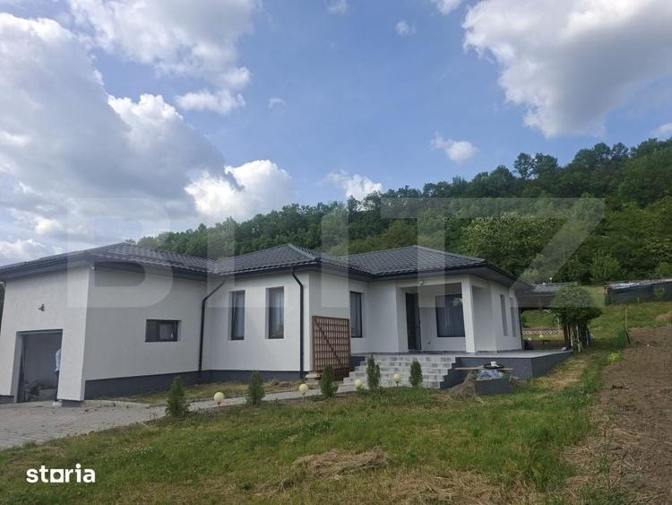 Casă cu 2 camere cu Teren 1600 Mp în Central