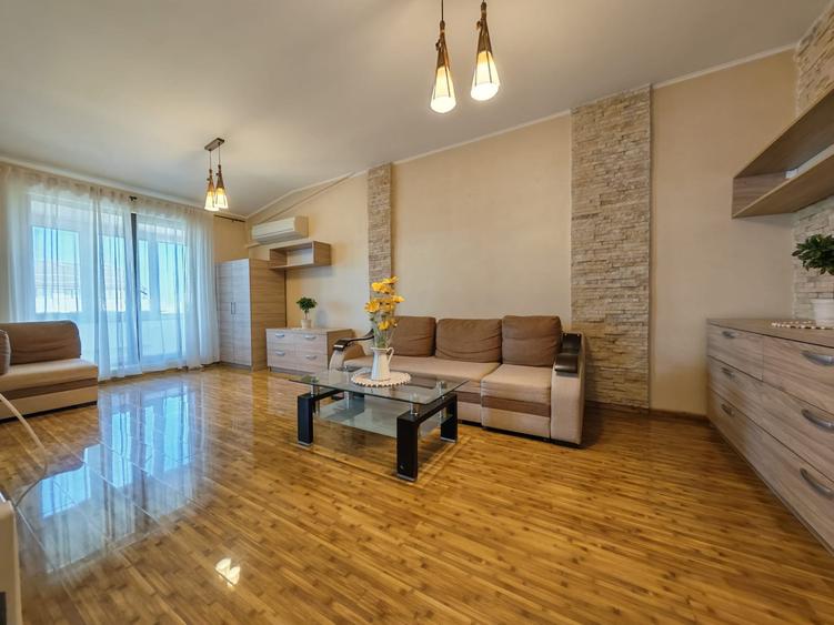Apartament cu 3 camere semidecomandat, mobilat în Bucureștii Noi