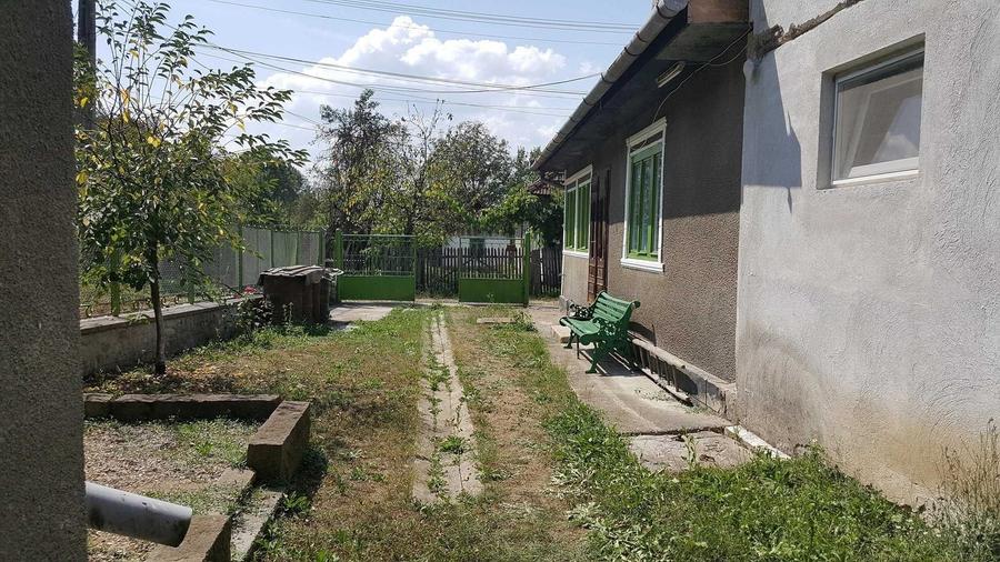 Casă cu 3 camere în Hălmăgel
