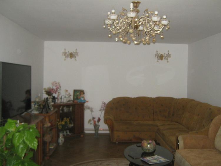 Casă individuală cu 3 camere cu Teren 906 Mp în Grindu