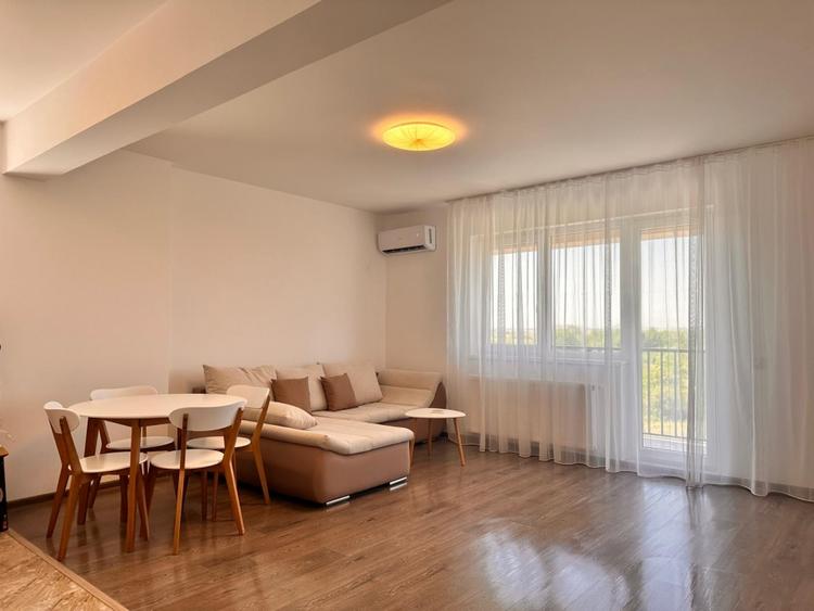 Apartament cu 2 camere semidecomandat în Metalurgiei