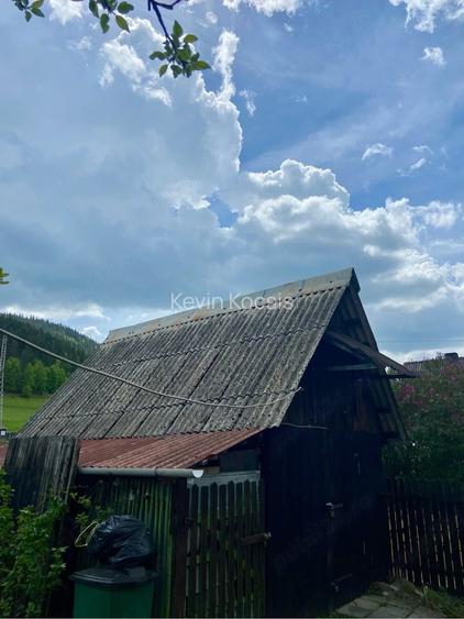Casa de vacan?a din lemn de vanzare in Izvoru Mure?ului