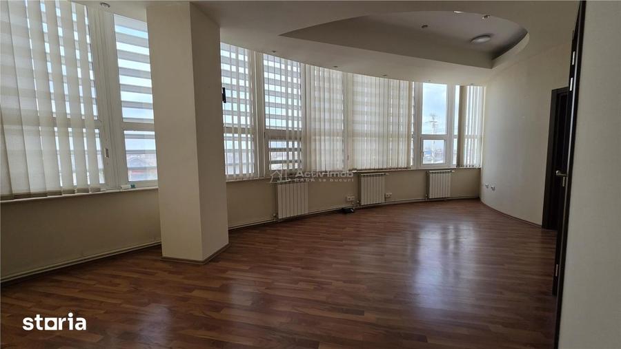 Spațiu comercial, de 1,386 mp, în Bordei