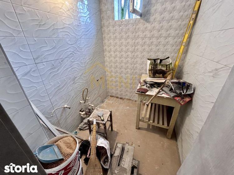 Apartament cu 3 camere semidecomandat în Nord