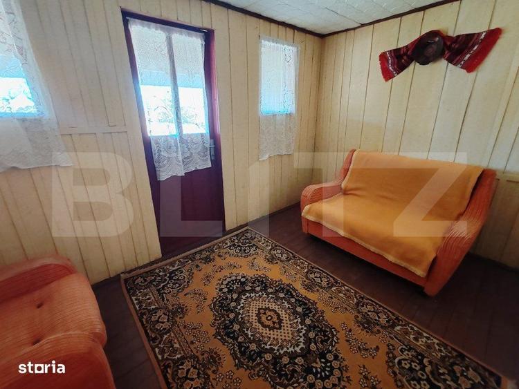 Casă cu 4 camere în Surduc
