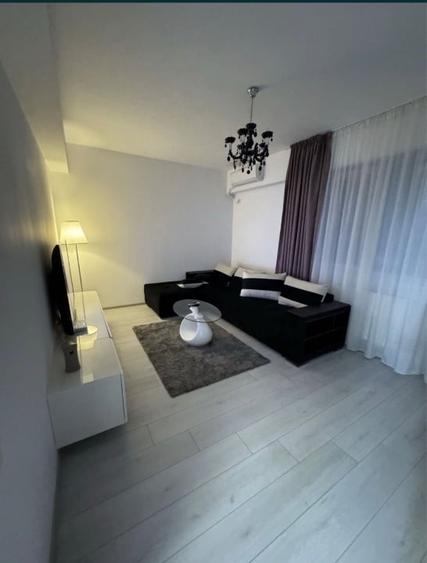 Apartament cu 2 camere decomandat, mobilat în Păcii
