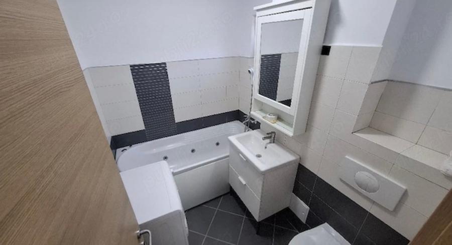 Garsonieră în Aradului
