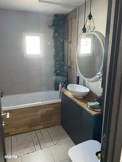 Apartament cu 3 camere în Orașul Nou
