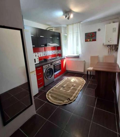 Apartament cu 2 camere semidecomandat, mobilat în Gării