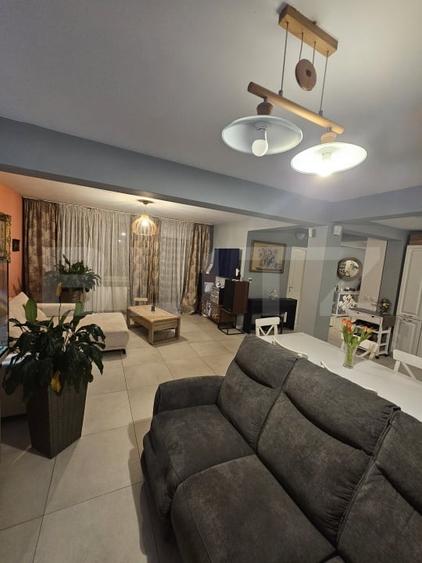 Duplex cu 4 camere cu Canalizare în Florești