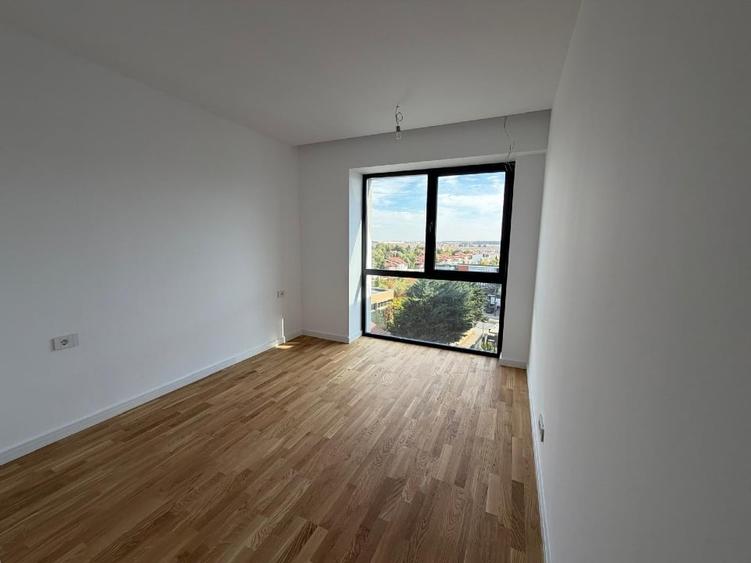 Apartament cu 3 camere decomandat în Pipera