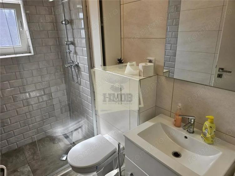 Apartament cu 4 camere, mobilat în Central