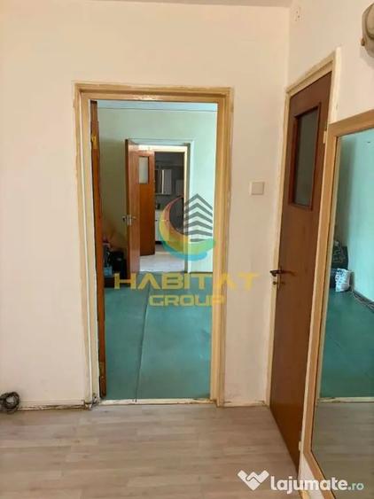 Apartament cu 3 camere semidecomandat în 1 Decembrie 1918