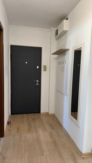 Apartament cu 3 camere decomandat în Ștrand