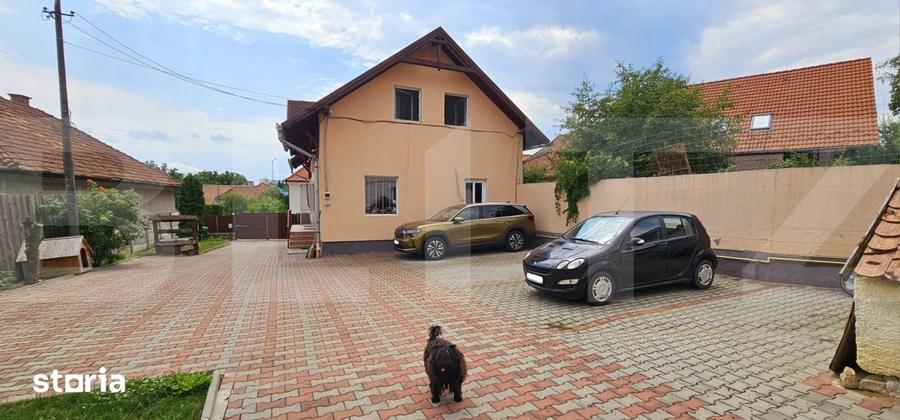 Casă cu 7 camere cu Teren 1346 Mp în Central