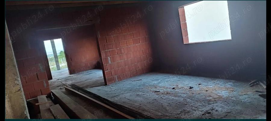 Casă cu 3 camere cu Teren 1650 Mp în Viile Satu Mare