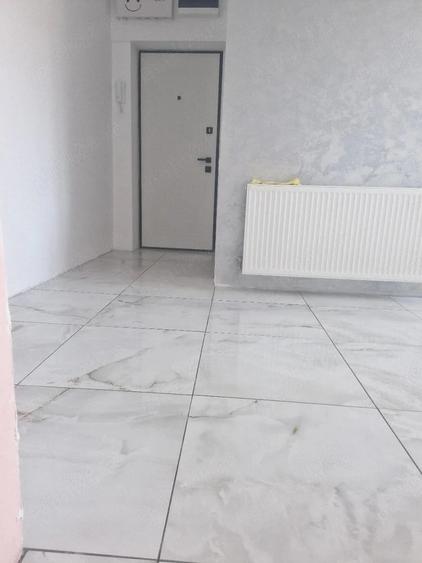 Apartament cu 2 camere decomandat în Antiaeriană