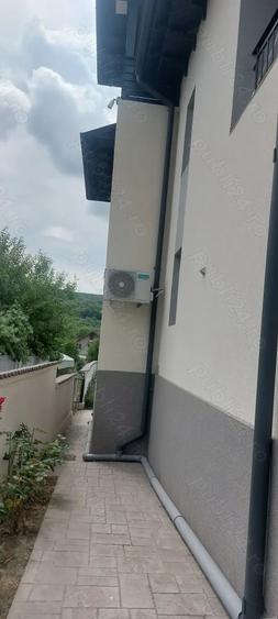 Casă cu 6 camere cu Teren 700 Mp în Aranghel