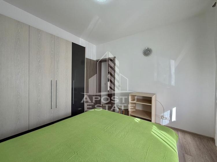 Apartament cu 3 camere semidecomandat, mobilat în Giroc
